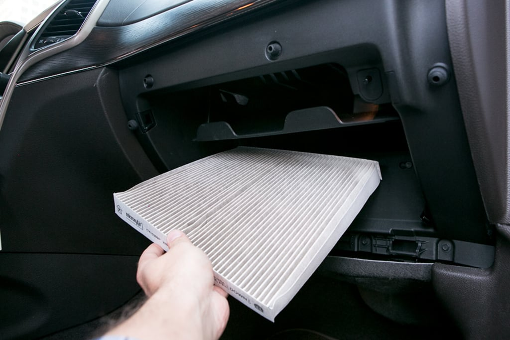 Cách khử mùi hôi điều hòa trong ô tô hiệu quả, đơn giản